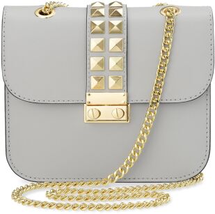 Malá pevná italská kožená crossbody kabelka s cvočky a řetízkem – Šedá