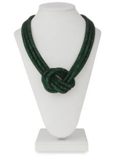 Trojitý náhrdelník ze šperkové síťky - zelený