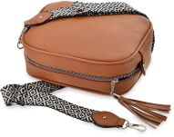 Dámská kožená kabelka messenger s dlouhým širokým páskem a třásněmi - camel - 4